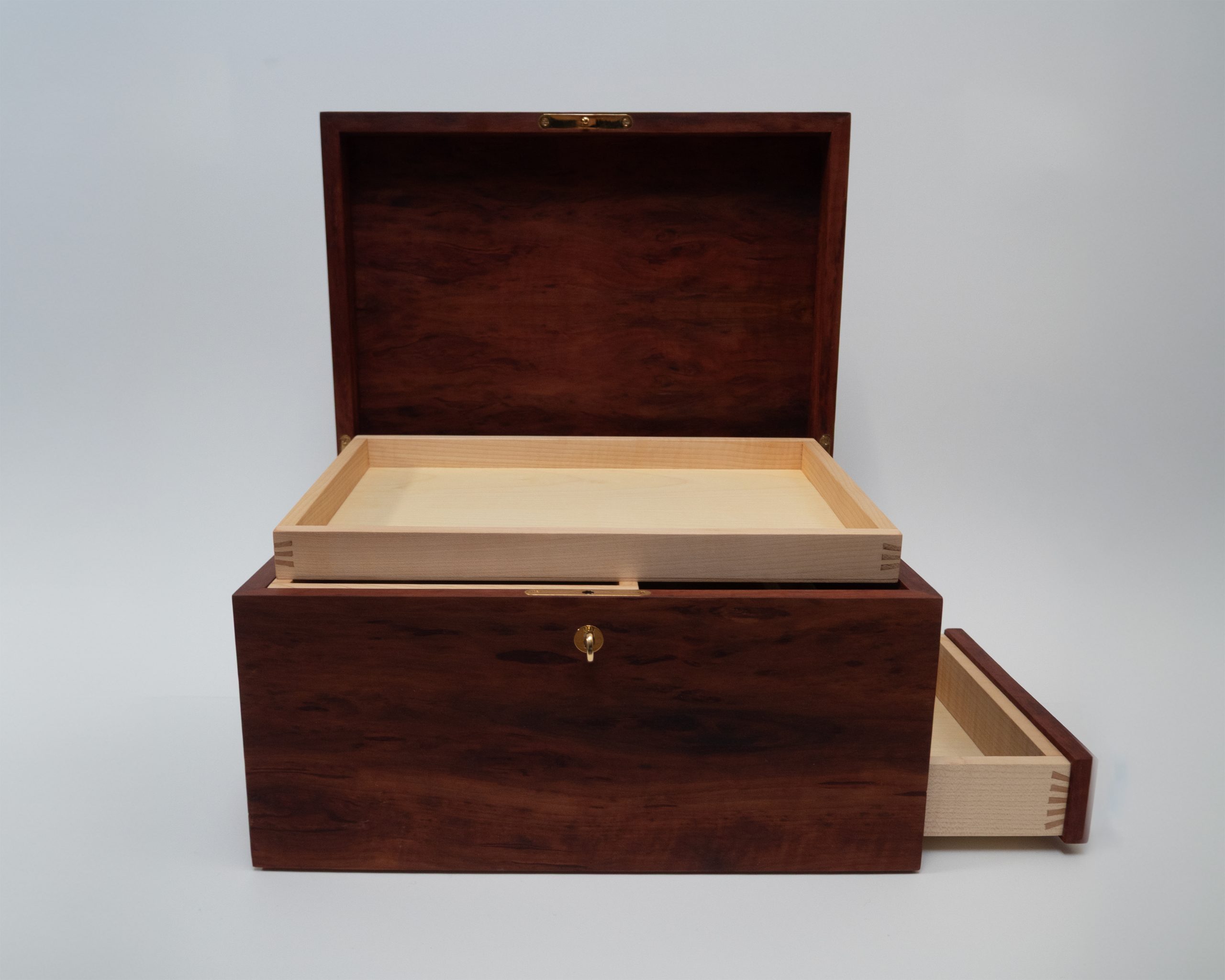 Briefschatulle_FachimDeckel_CarlottaDannenberg